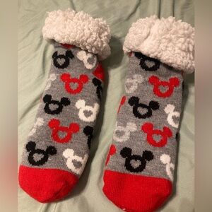 Womens 7-9 Disney slipper socks